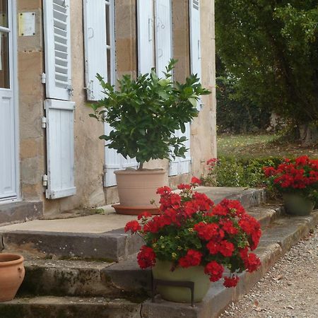 Chateau De Clusors Saint-Menoux Bagian luar foto