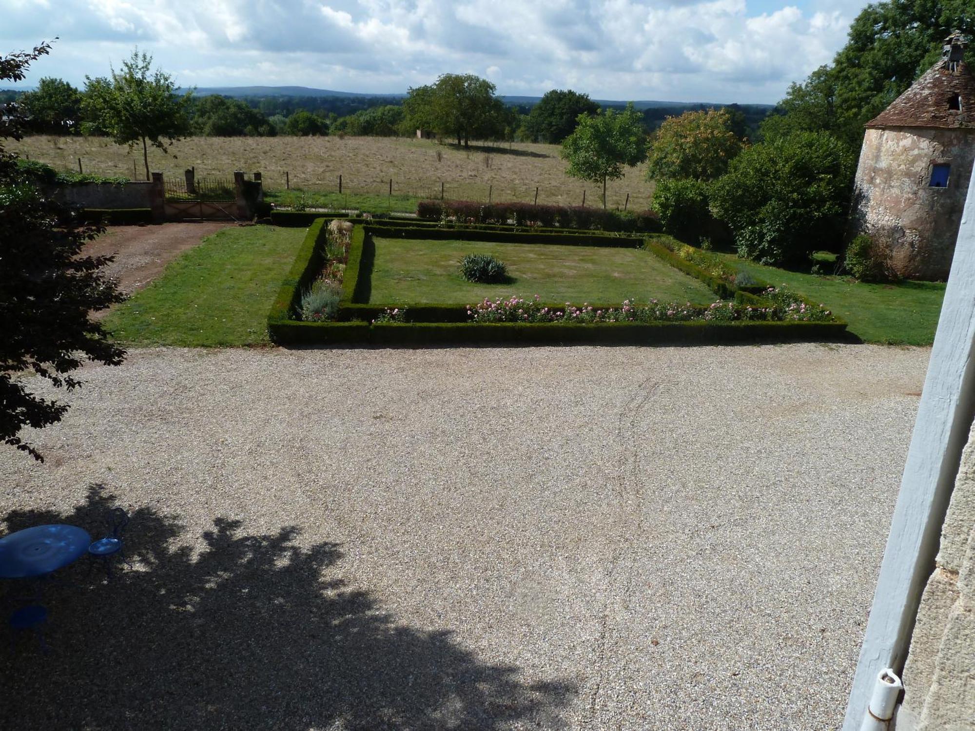 Chateau De Clusors Saint-Menoux Bagian luar foto